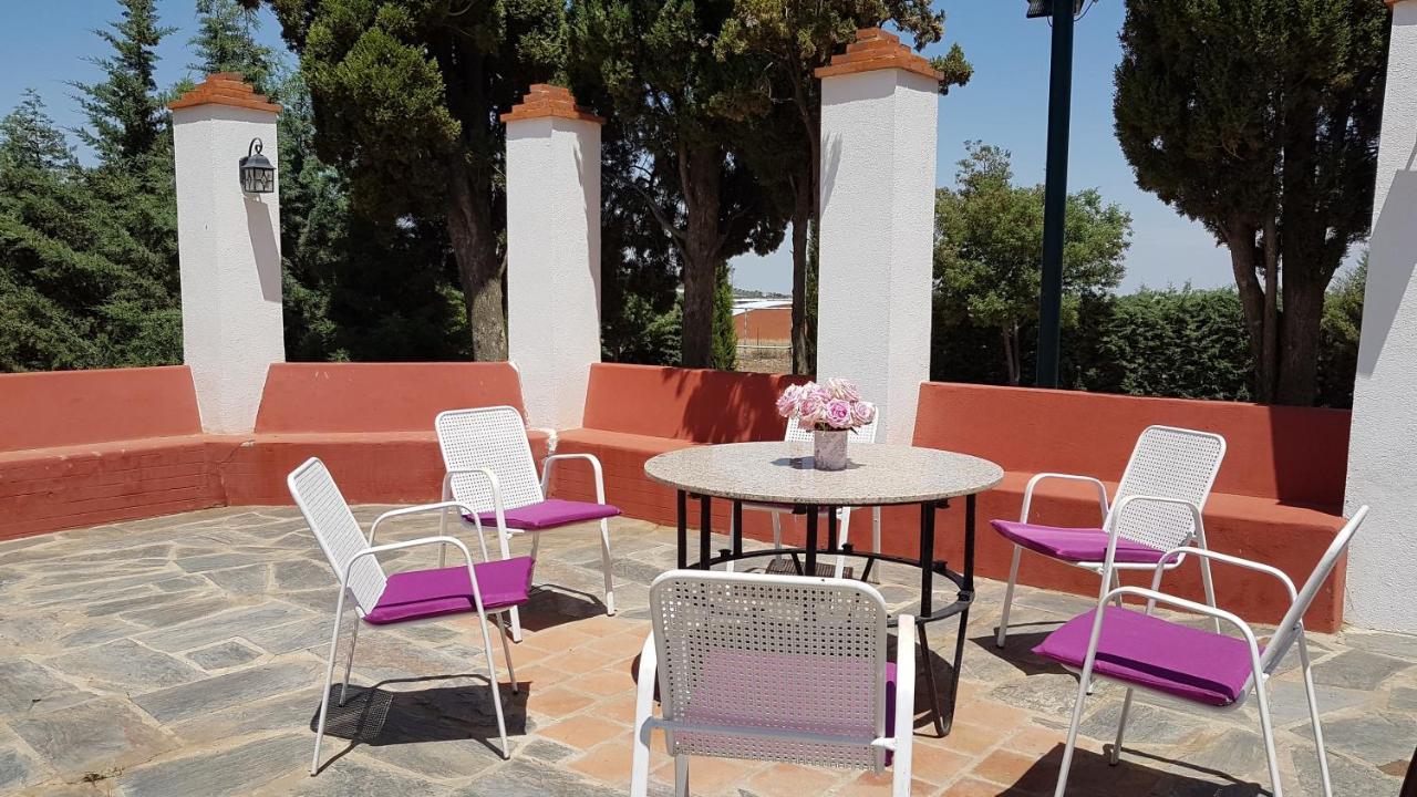El Mirador Del Abuelo Pensionat Cabeza del Buey Eksteriør billede